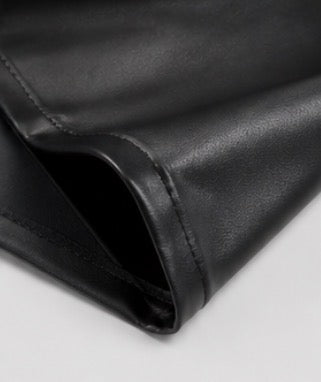 Avelyn Noir Élégance™ – Vestito Fasciato con Scollo Profondo